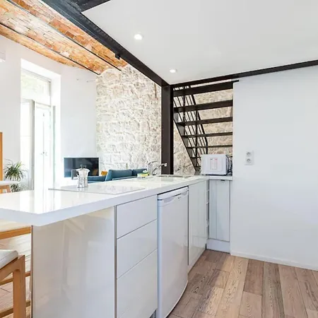 Gubernatis - Beautiful Duplex With Terrace Lägenhet